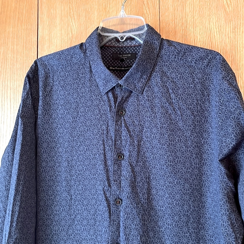 Ted Baker London Axl Finsbury navy daisy print fitted cotton button down shirt
